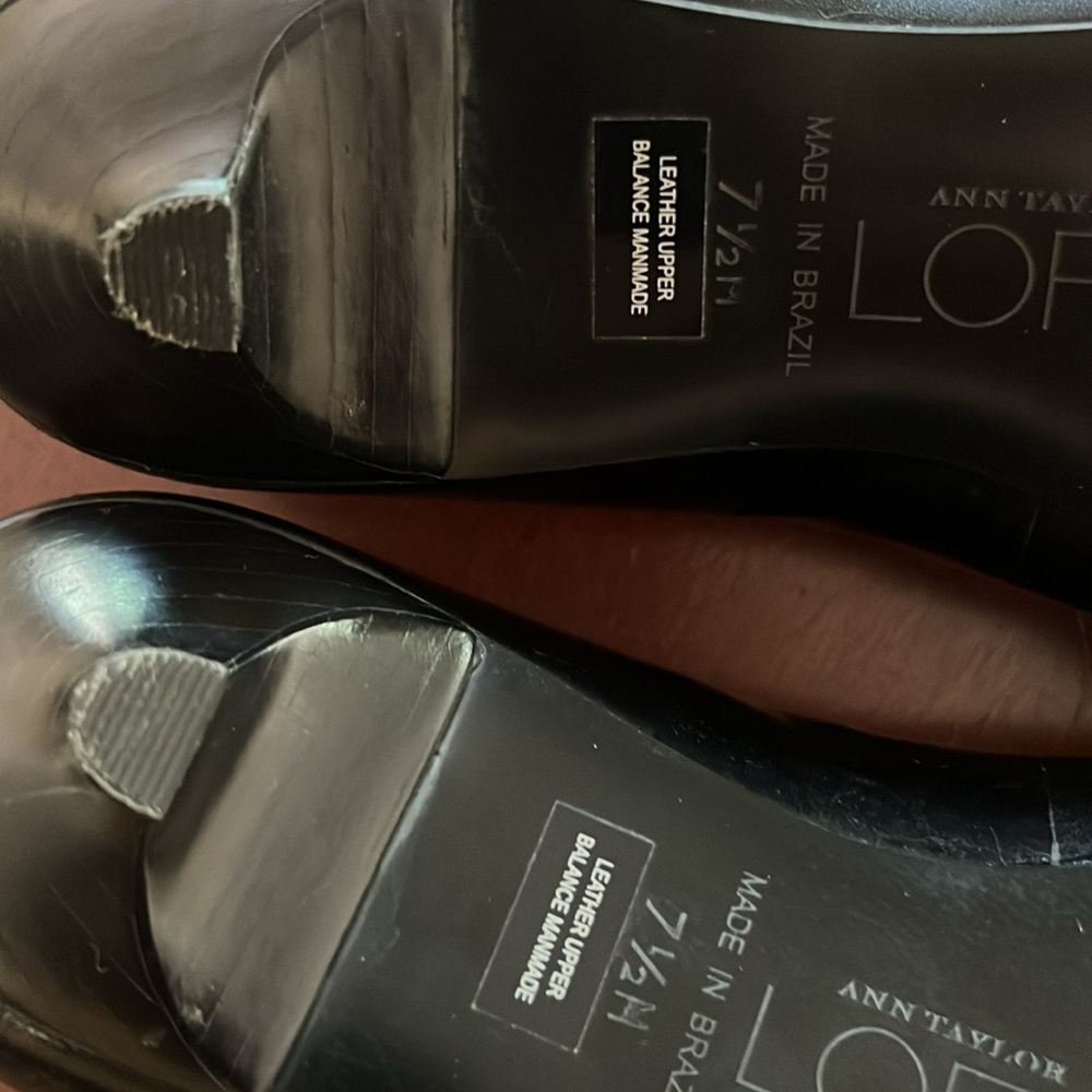 Loft Women’s dress shoes leather new tiny heels - Picture 6 of 8